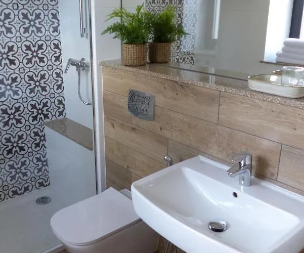 בית הארחה Pinia 3*