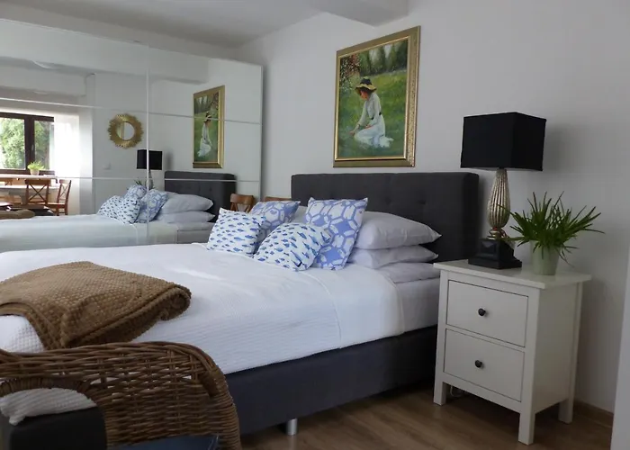 Pinia בית הארחה 3*